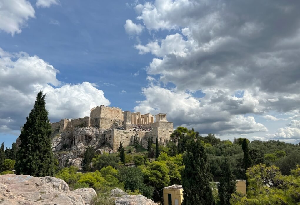 Photo Ancient Ruins Near Athens