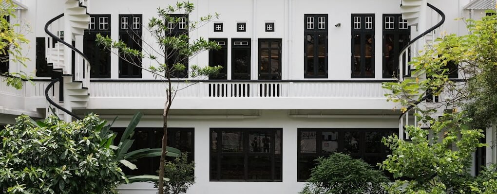 Photo Colonial Architecture